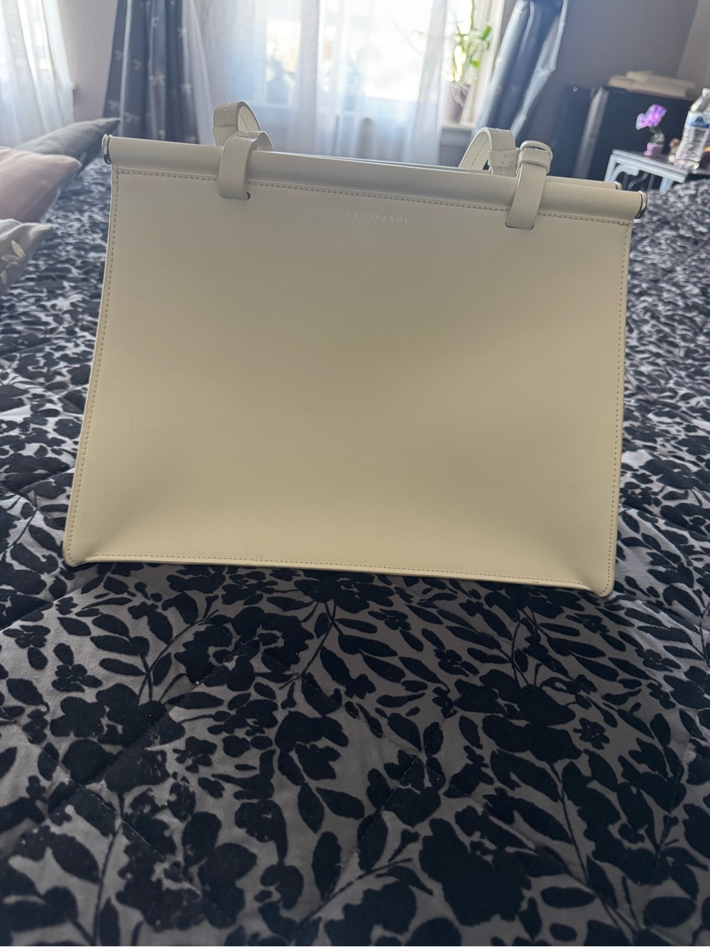 Trussardi Elegant White Tote Bag by